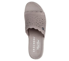 Martha Stewart: Pier-Lite - Light Essence | Skechers