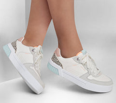 Jade - Feline Instinct | Skechers