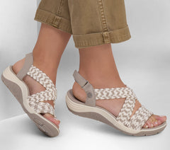 Martha Stewart: Reggae Cup - Coastal Trail | Skechers