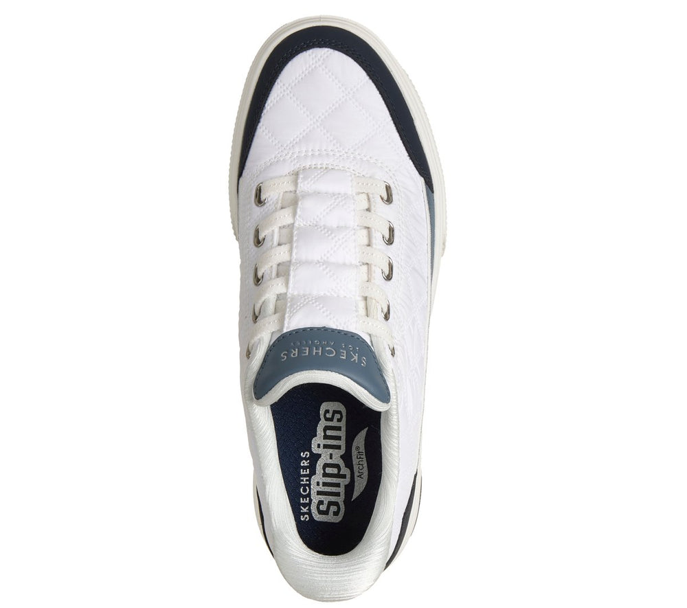 Slip-ins: Arch Fit Arcade - Cozy Fit Cuddle Steps | Skechers