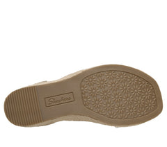Martha Stewart: Iris - Modest Queen | Skechers