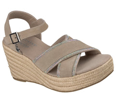 Martha Stewart: Iris - Modest Queen | Skechers