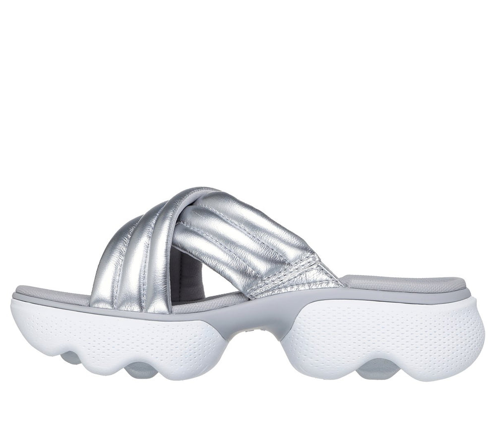Martha Stewart:Massage Fit Edge - Shine Bright | Skechers