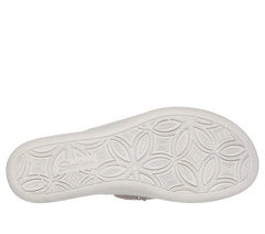 Martha Stewart: Pier-Lite - Light Essence | Skechers