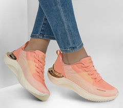 Snoop Dogg: Snoop Ace - Cyber Walker | Skechers