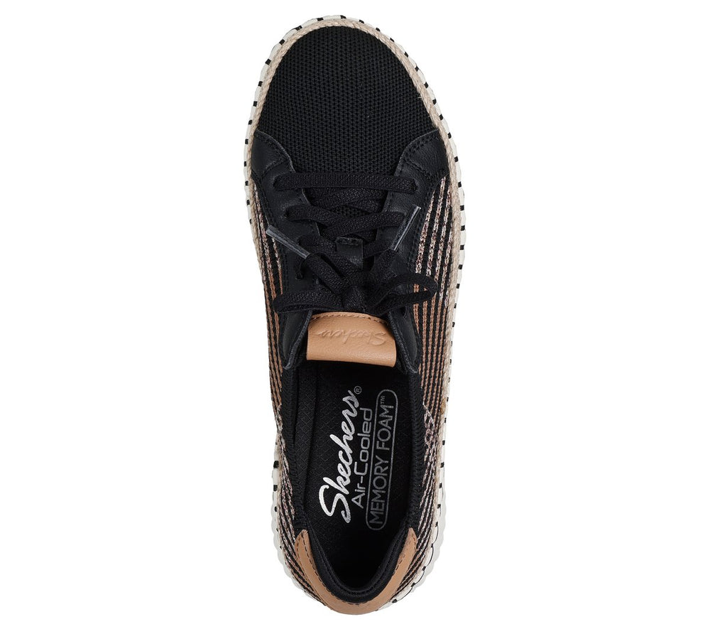 Wilshire Blvd - Breezy Stroll | Skechers