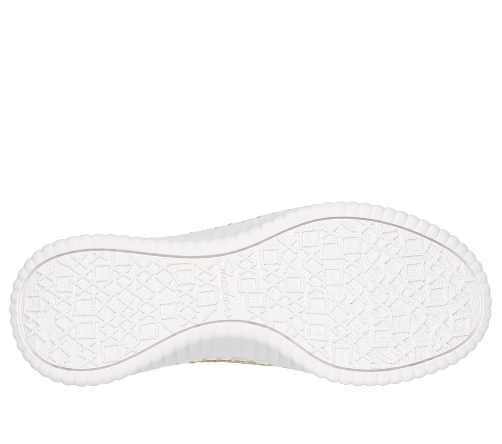 Wilshire Blvd - Bellevue | Skechers