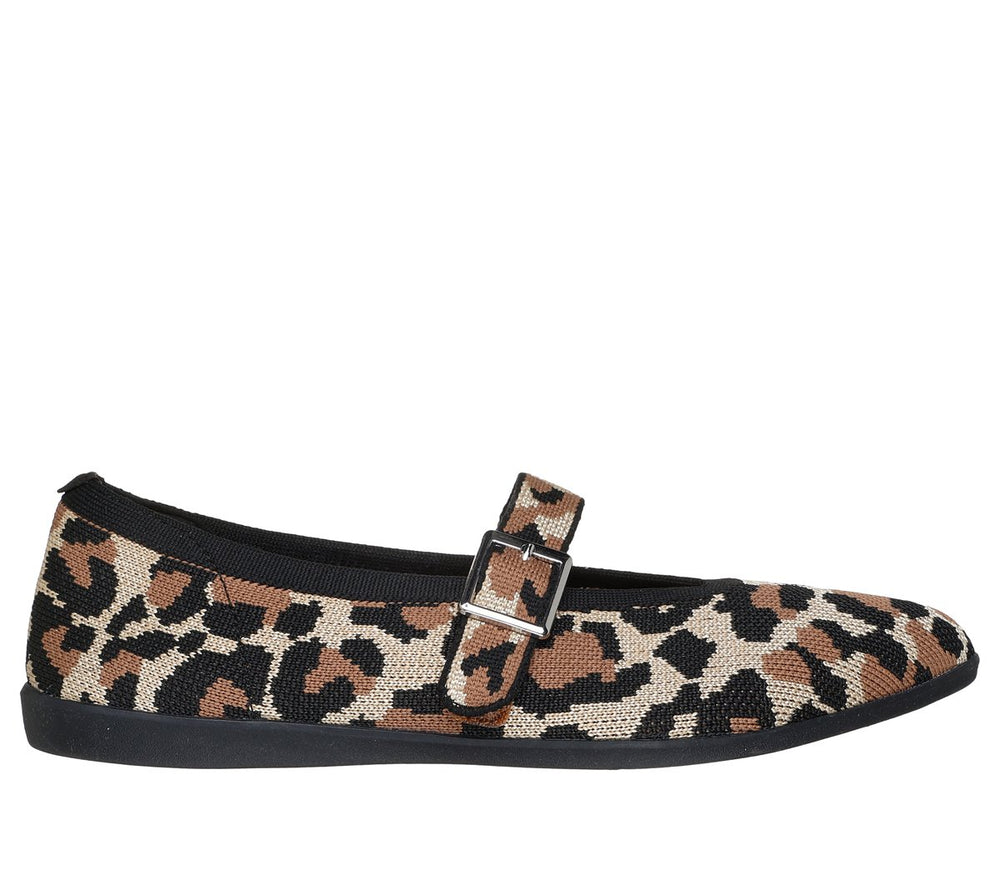 Cleo Walk - Runway Hit | Skechers
