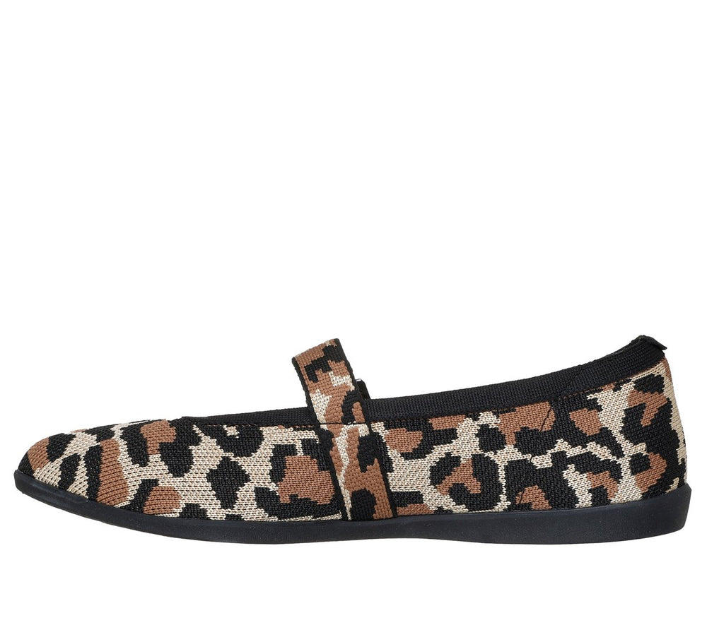 Cleo Walk - Runway Hit | Skechers