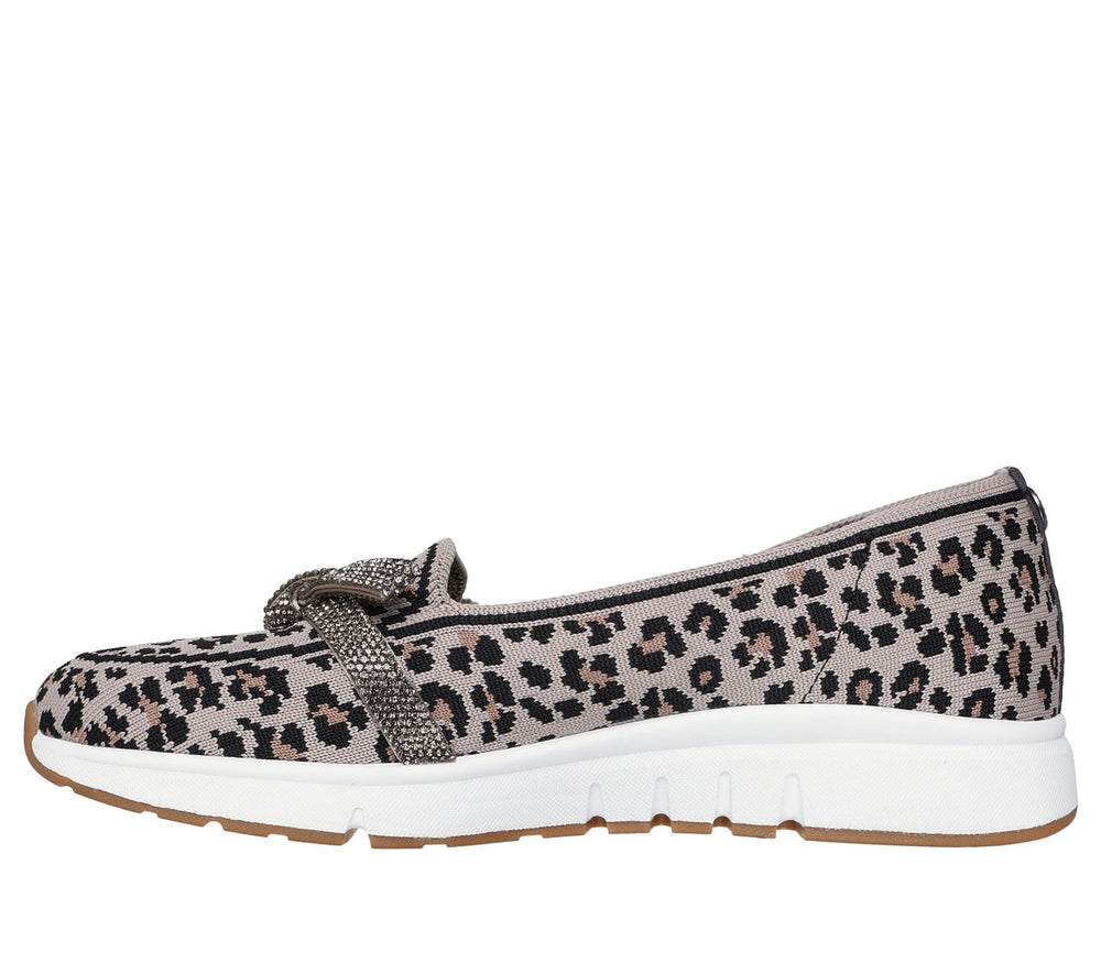Martha Stewart: Arch Fit Living | Skechers