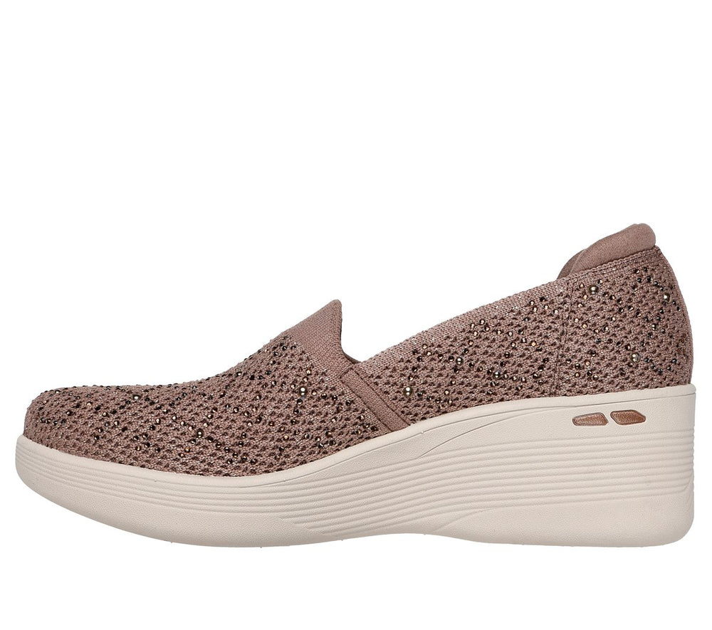Martha Stewart: Pier-Lite - My Reflection | Skechers