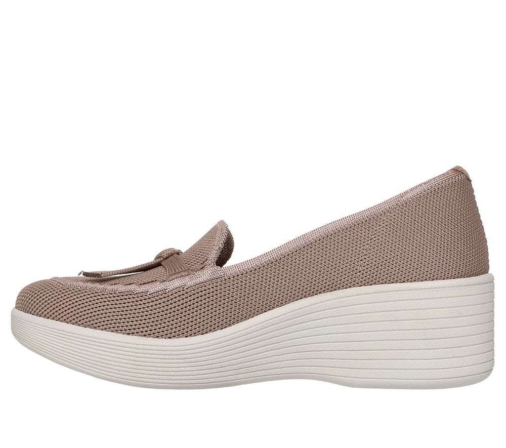 Relaxed Fit: Parallel Lite - Soaring Softly | Skechers