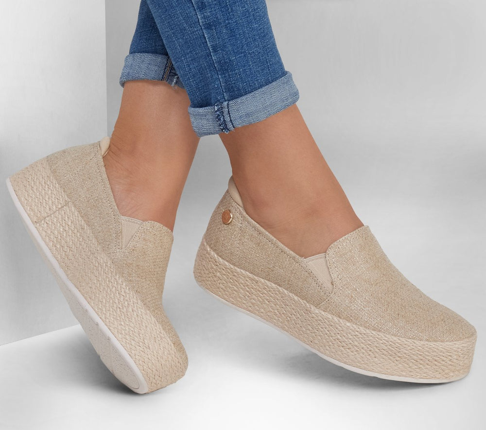 Martha Stewart: BOBS Sesame - By The Bay | Skechers
