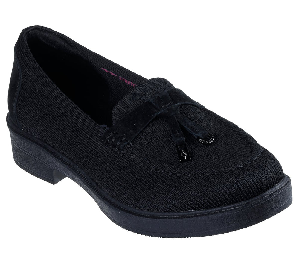 Cleo Taylor - Alluring Adventure | Skechers