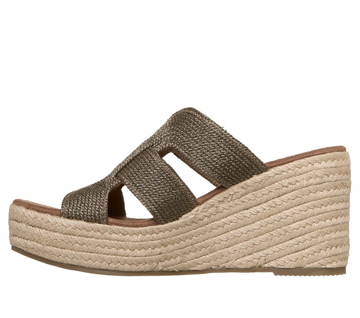 Martha Stewart:Iris - Unstoppable | Skechers