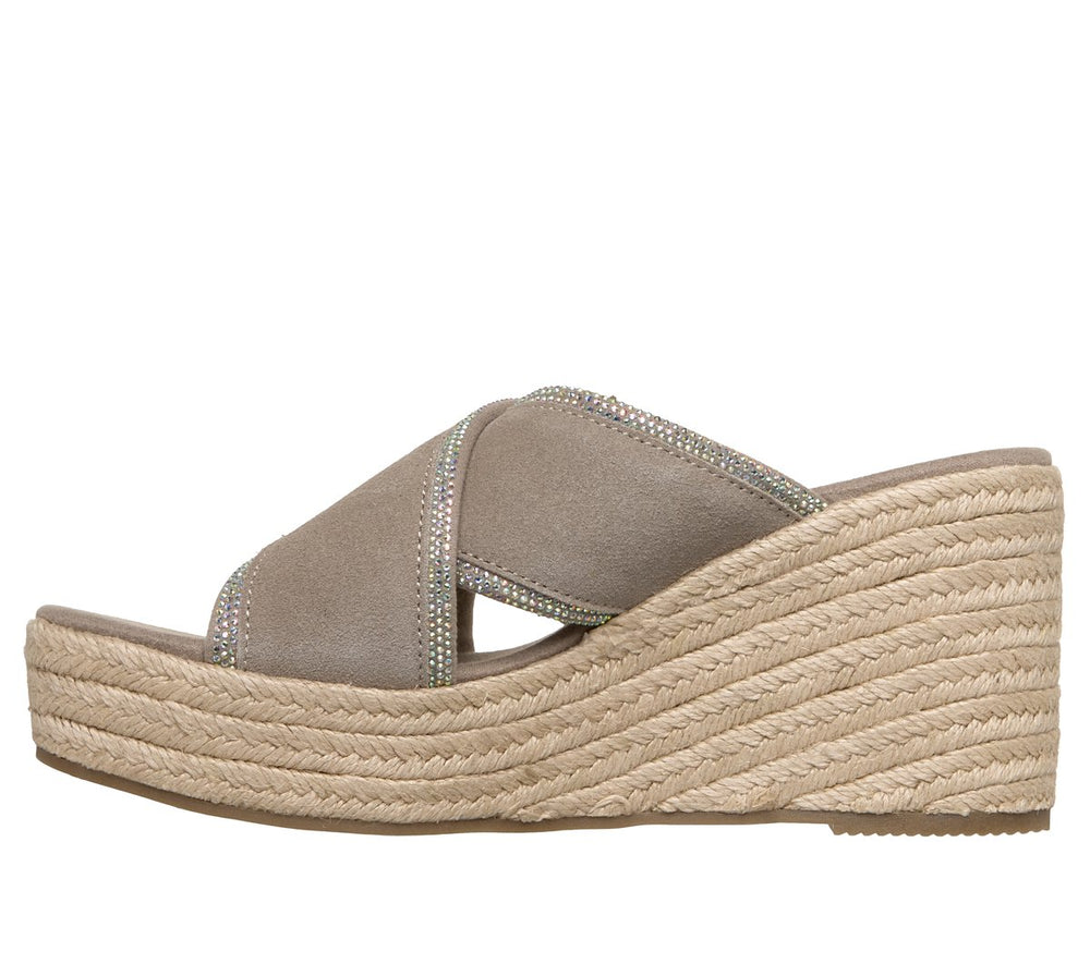 Martha Stewart: Iris - Elegant | Skechers