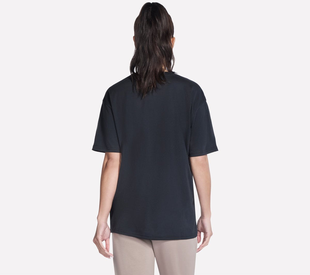 Script Diamond Studded Short Sleeve Tee | Skechers