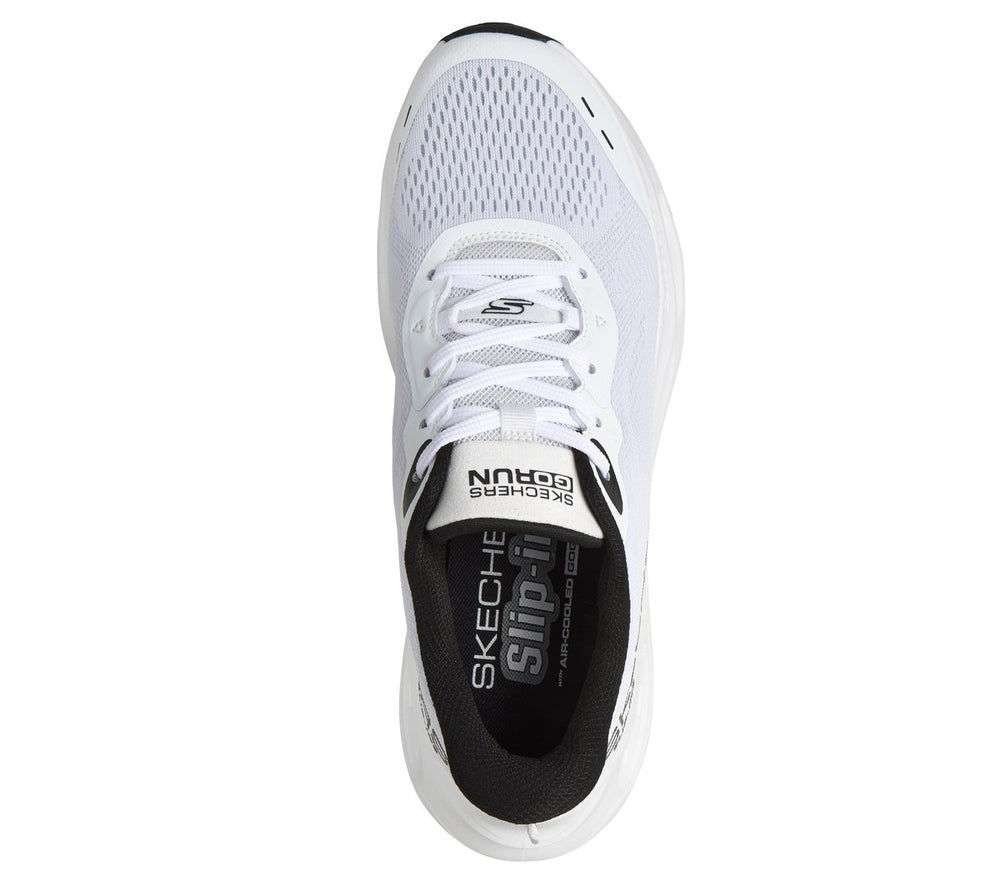 Slip-ins: Max Cushioning Glide-Step - Advert | Skechers