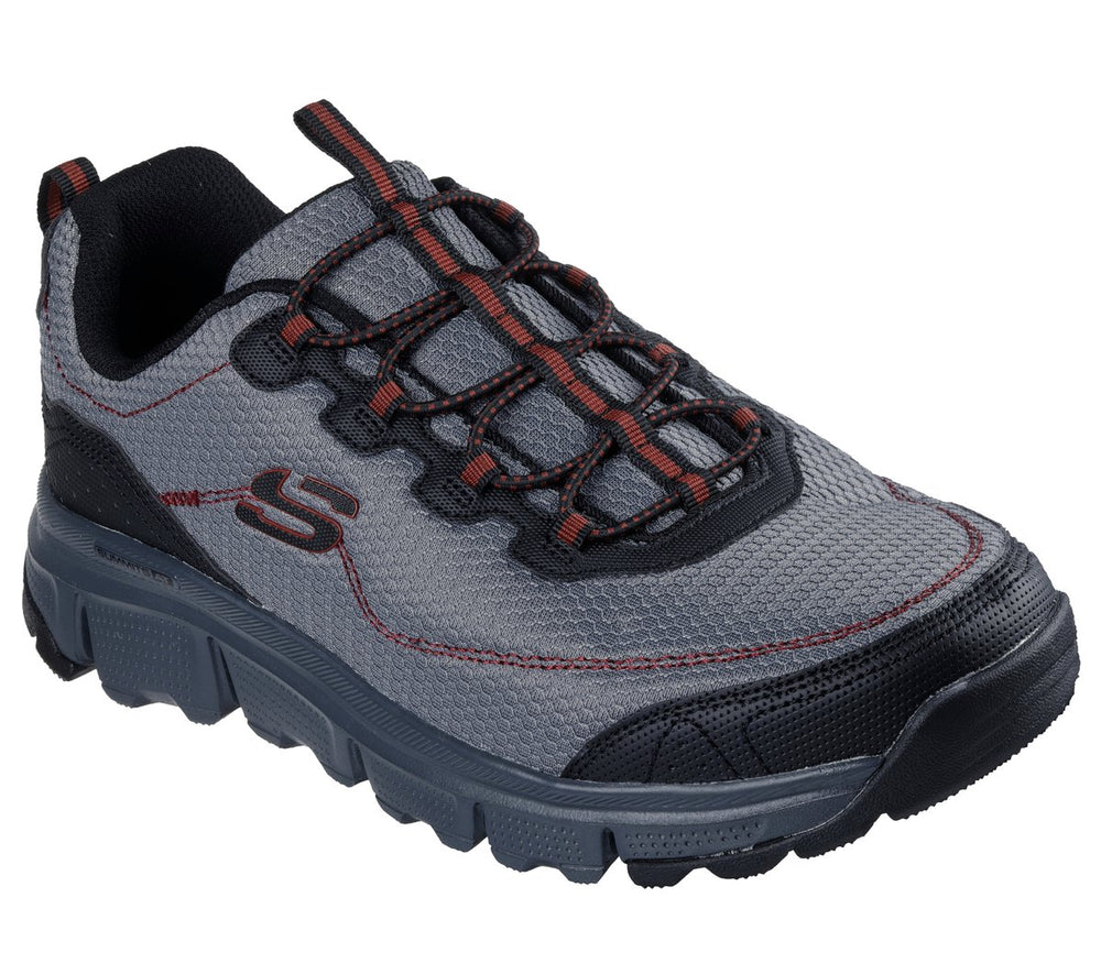Summits AT - Triple Bridges | Skechers