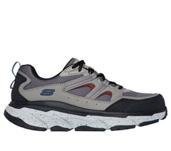 Work: D'Lux Journey SR | Skechers