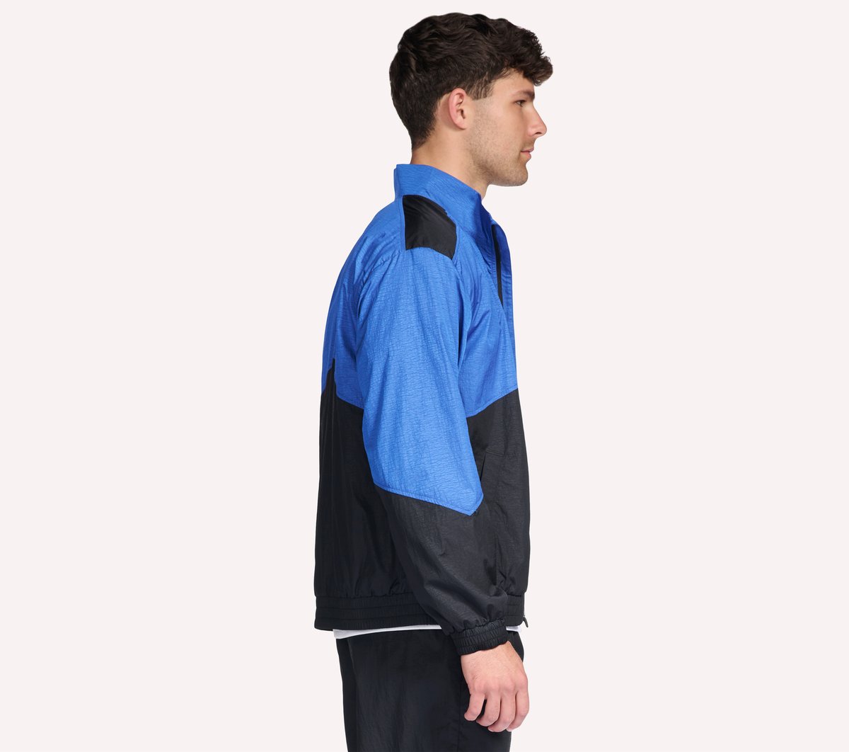 GO SHIELD Pace Jacket | Skechers