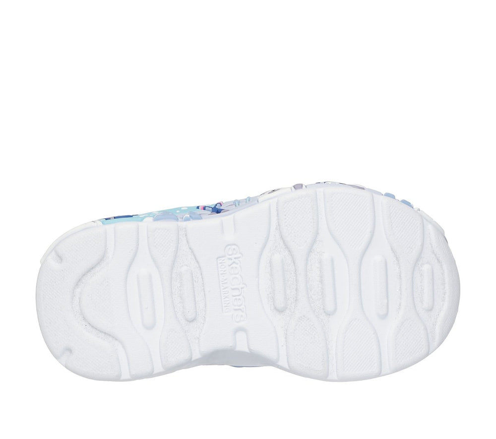 Play Scene | Skechers